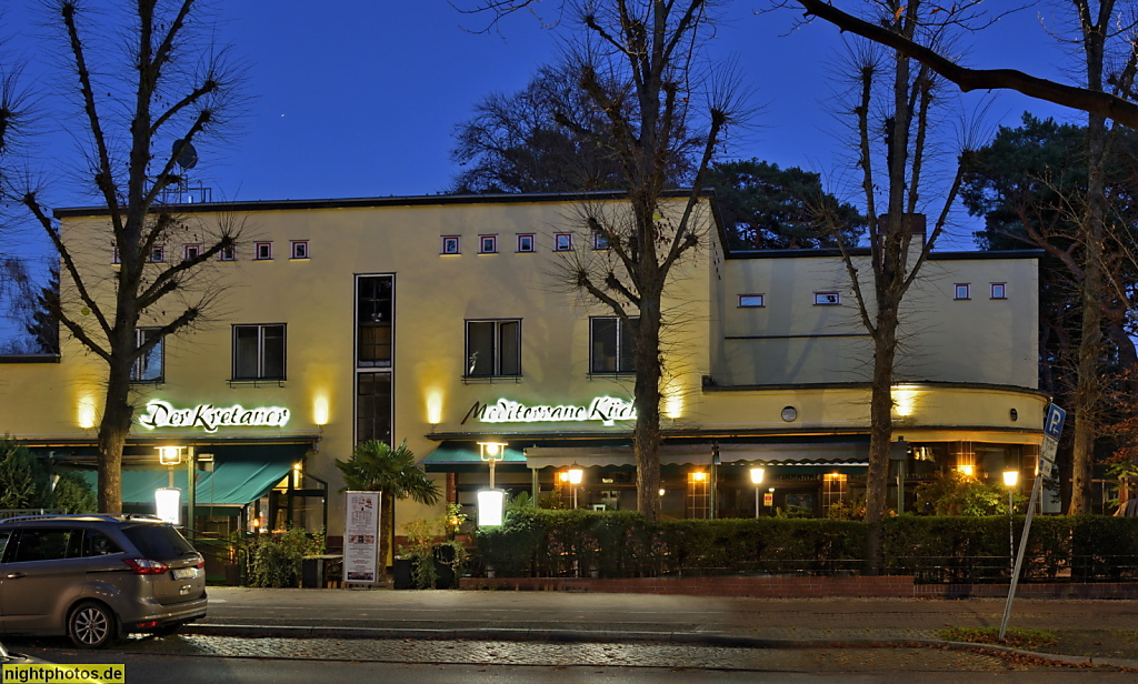 Berlin Waldsiedlung Zehlendorf Bauabschnitt III erbaut 1930 von Bruno Taut. Restaurant Taverna Der Kretaner. Riemeisterstrasse 129