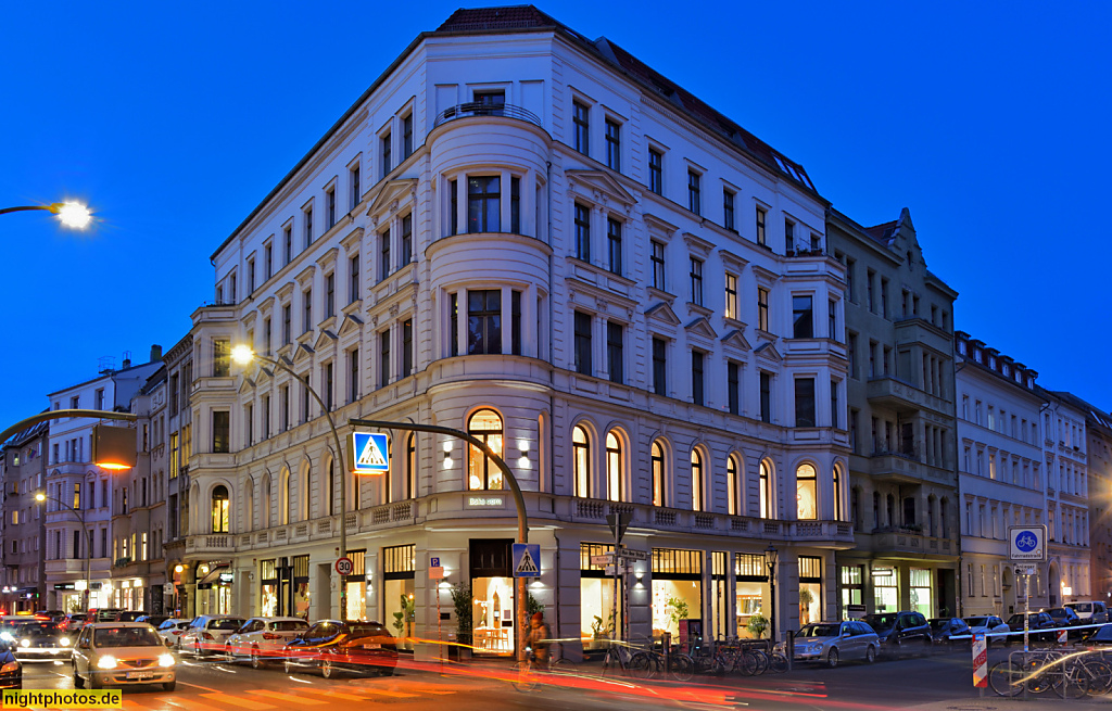 Berlin Mitte Spandauer Vorstadt. Erbaut 1883 als Wohn- und Geschäftshaus des Pfefferküchlermeisters Friedrich Gustav Knobel. Münzstrasse 14