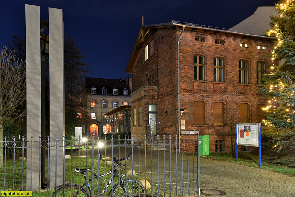 Berlin Pankow. Franziskanerkloster mit Suppenküche Kleiderkammer und Ausbildungshaus. Erbaut 1876-1900 als Wohnhaus. Klostergründung 1921. Wollankstrasse 19