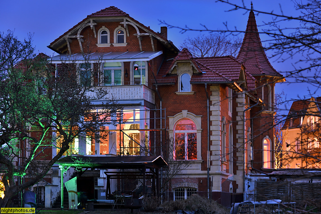 Berlin Friedrichshagen Kolonie Hirschgarten. Villa erbaut um 1880 am Weg zur Quelle