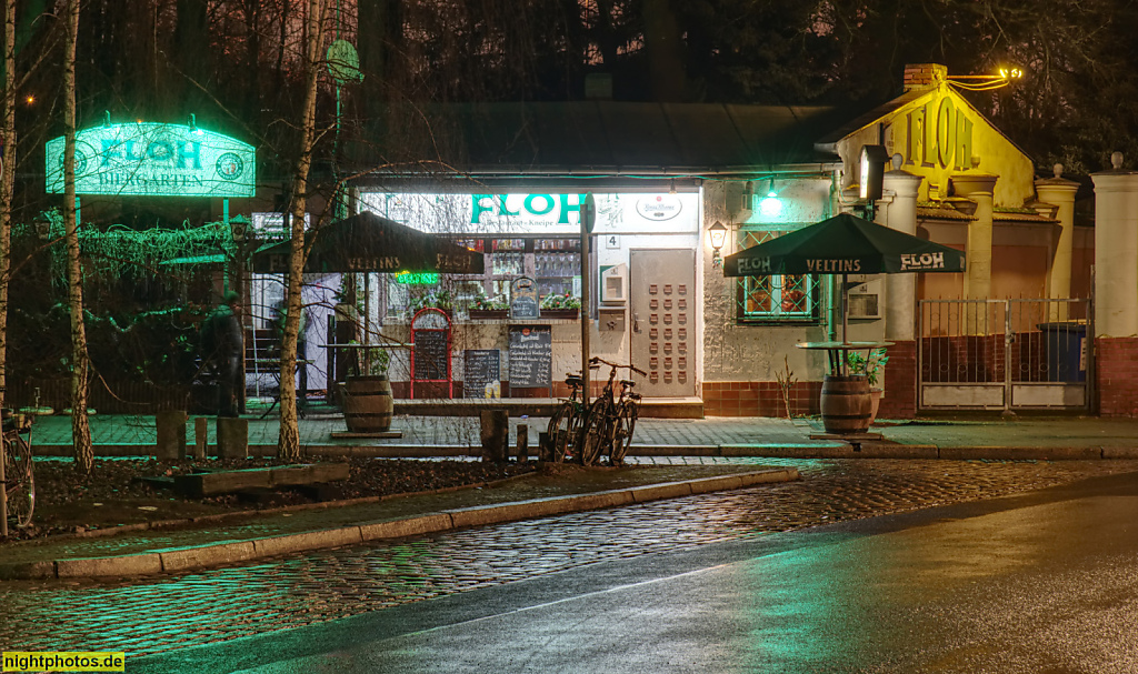 Berlin Grunewald. Restaurant Kneipe Floh am Karmielplatz. Am Bahnhof Grunewald 4