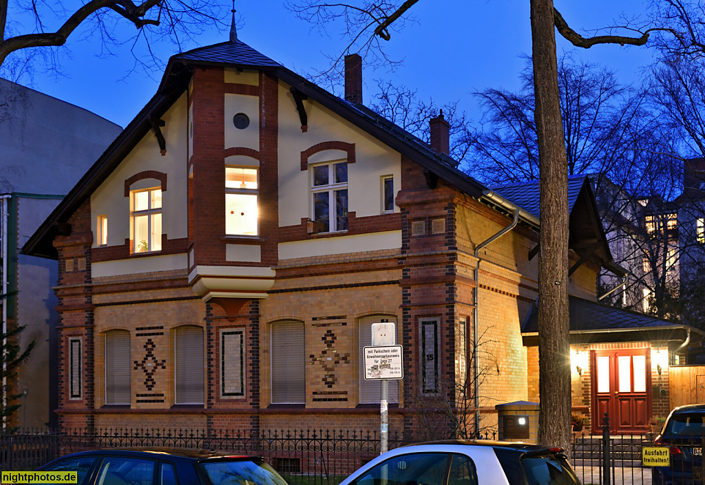 Berlin Friedenau Landhaus erbaut 1882 von Max Nagel für Regierungs-Sekretär A. Szlatohlawek. Schmargendorfer Strasse 15