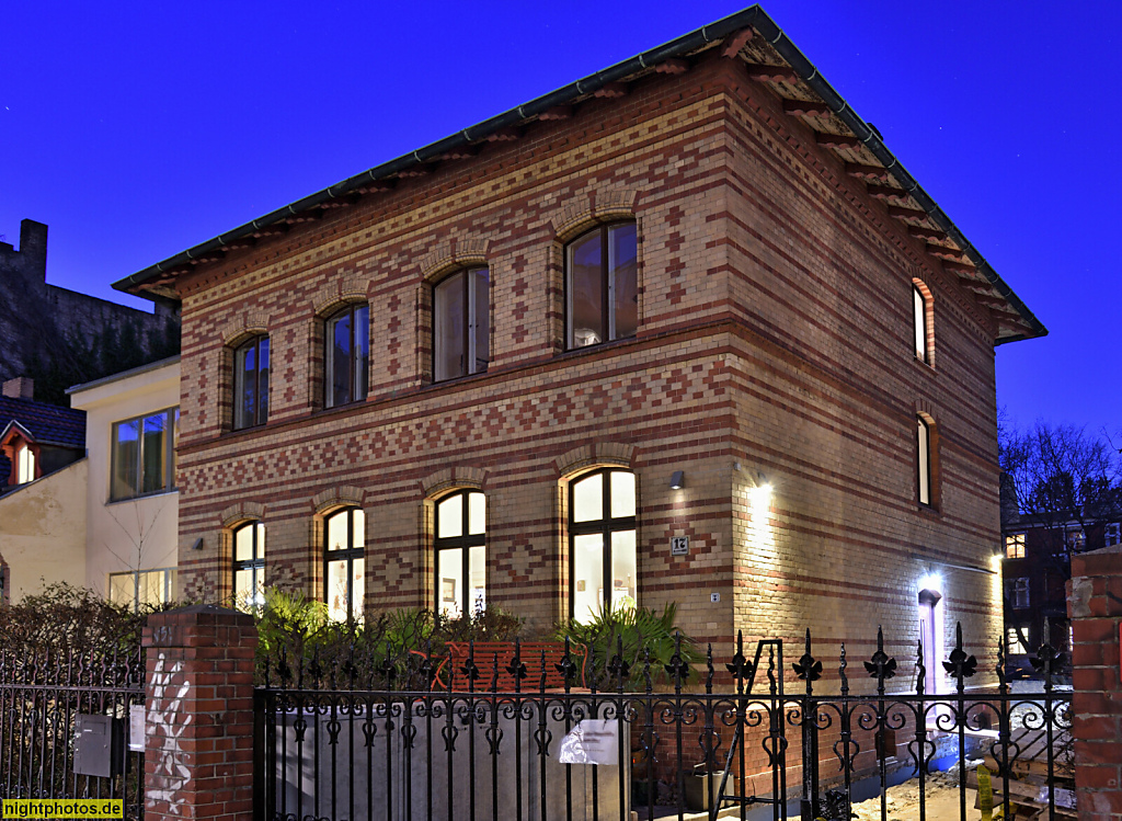 Berlin Friedenau Landhaus erbaut 1884 von Max Nagel. Niedstrasse 17