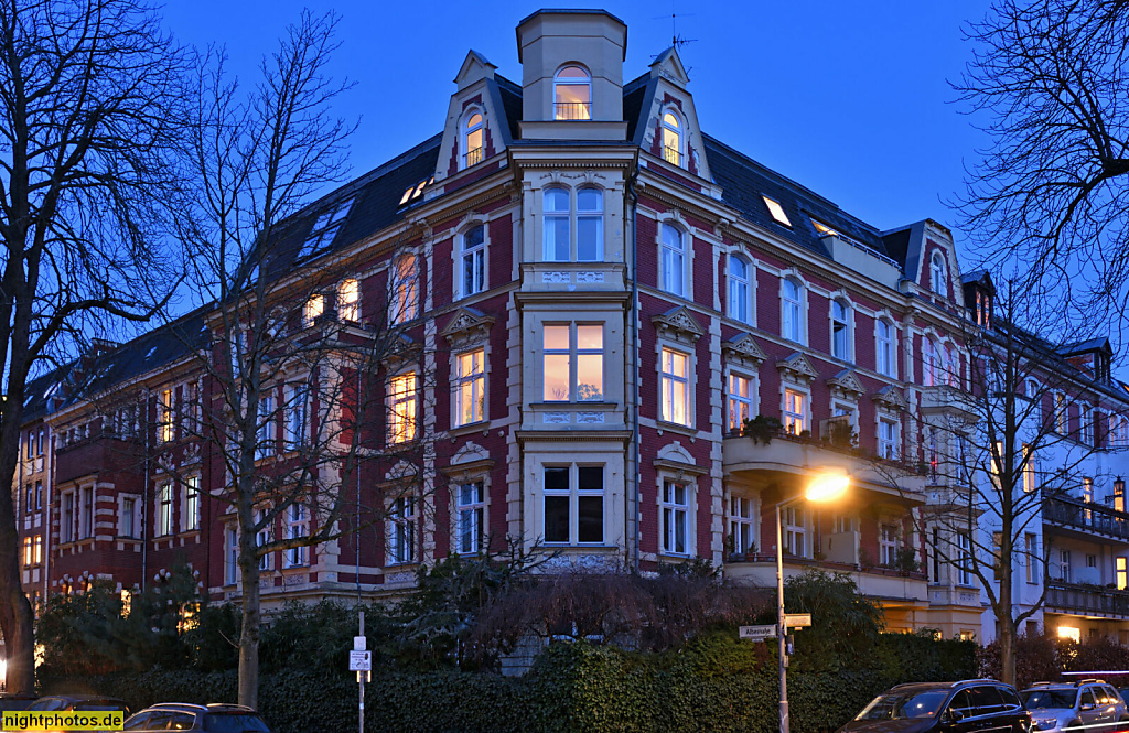Berlin Friedenau Mietshaus mit Putzfaschen und Putzquaderung. Albestrasse 29 Ecke Handjerystrasse 86