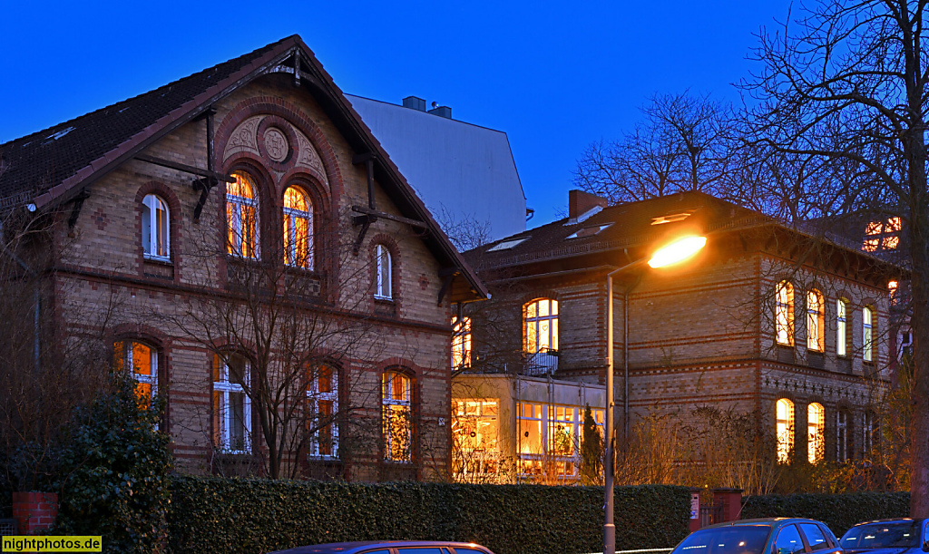 Berlin Friedenau Tiele-Winckler-Haus Wohnheim. Als Landhaus erbaut 1885-1886 von Max Nagel. Handjerystrasse 87-88