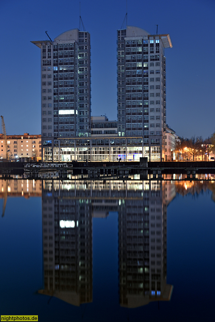 Berlin Treptow Twin Towers erbaut 1997 von Kieferle und Partner am Spreeufer Fanny-Zobel-Strasse