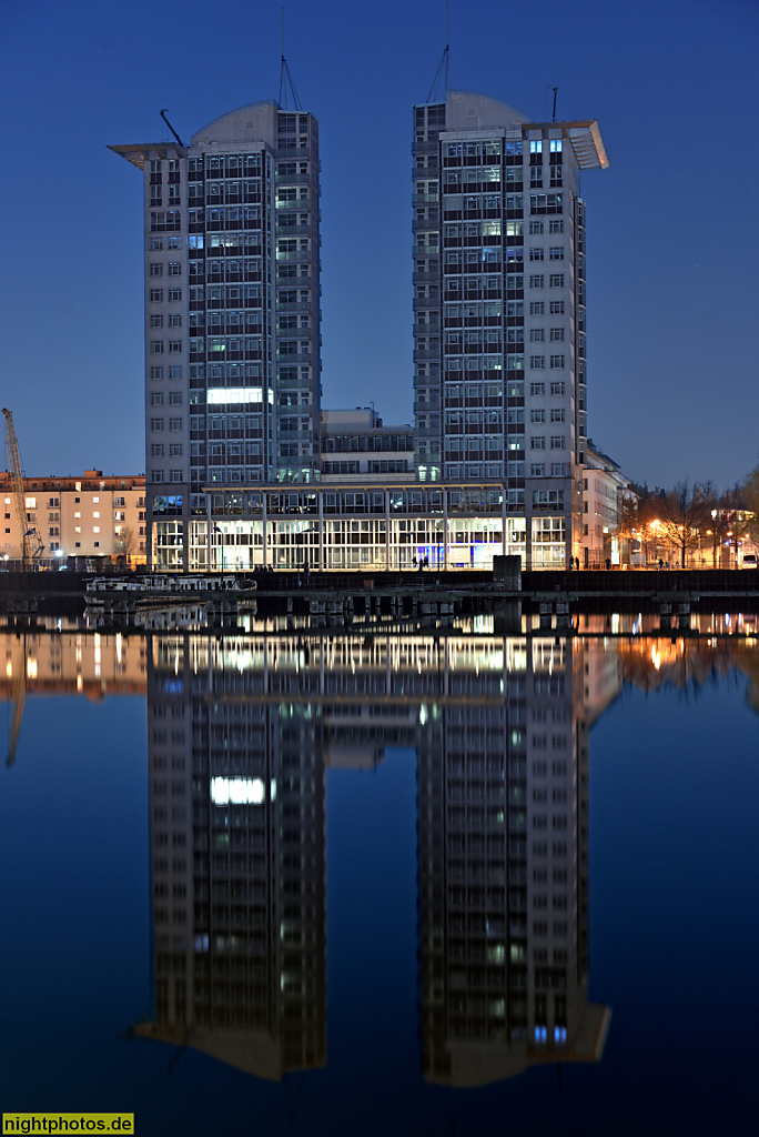 Berlin Treptow Twin Towers erbaut 1997 von Kieferle und Partner am Spreeufer Fanny-Zobel-Strasse
