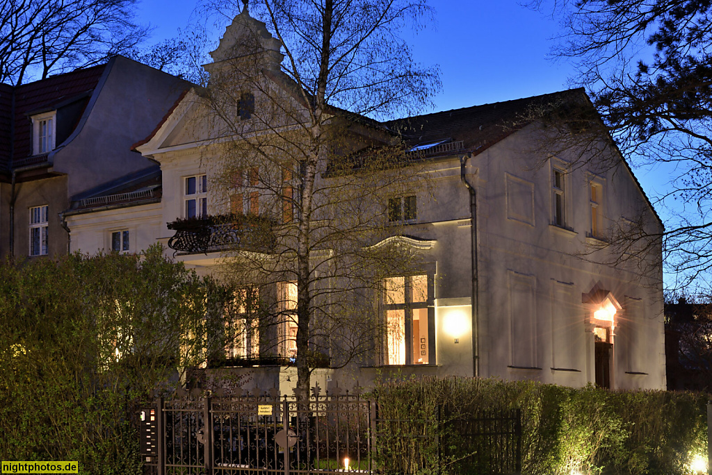 Berlin Niederschönhausen. Wohnhaus erbaut 1896-1897. Tschaikowskistrasse 44