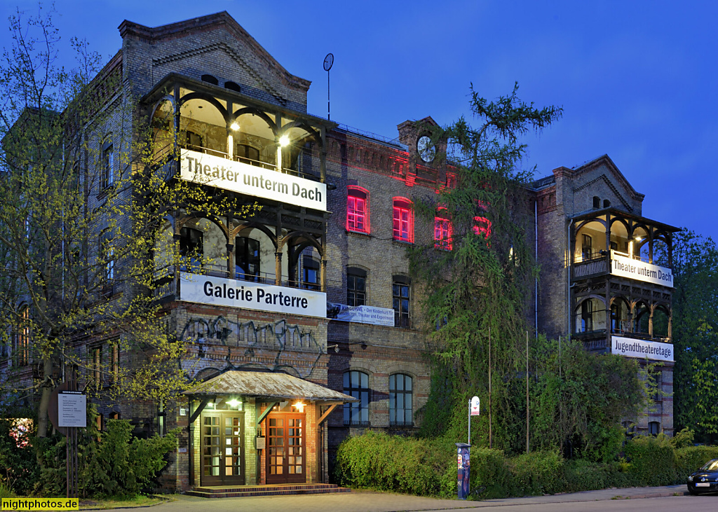 Berlin Prenzlauer Berg. Theater unterm Dach seit 1986. Erbaut 1872-1874 als Verwaltungsgebäude der IV. Städtischen Gasanstalt. Stillgelegt 1983. Danziger Strasse 103