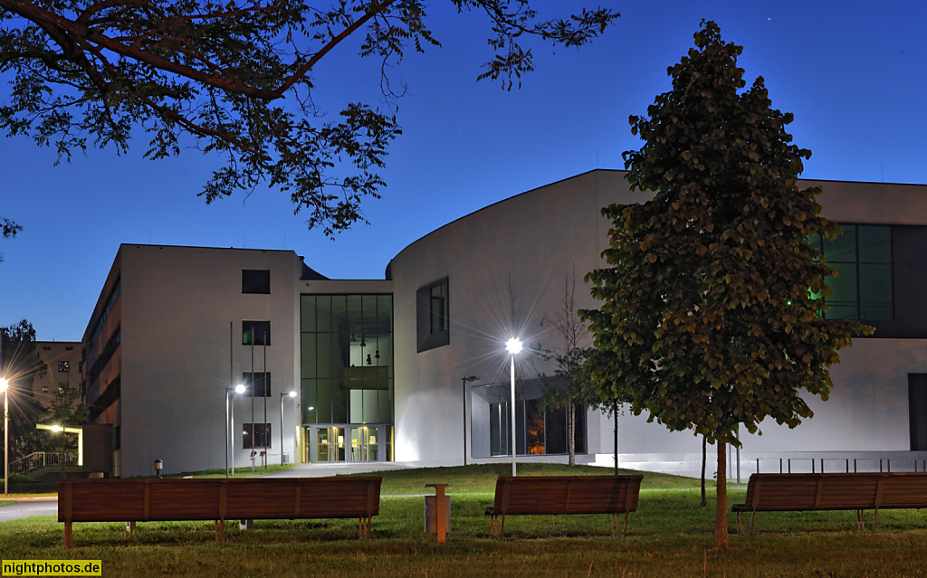 Berlin Prenzlauer Berg. Staatliche Ballettschule und Schule für Artistik. Umbau und Neubau 2006-2010 von gmp Gerkan Marg und Partner. Erich-Weinert-Strasse 103