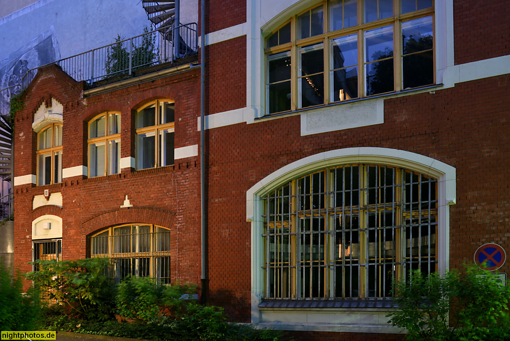 Berlin Schöneberg. Meisenbach Höfe. Erbaut 1892-1893 von Felix Wolff und 1898-1900 von Emil Schütze für die Graphische Kunstanstalt Meisenbach Riffarth und Co. Hauptstrasse 8