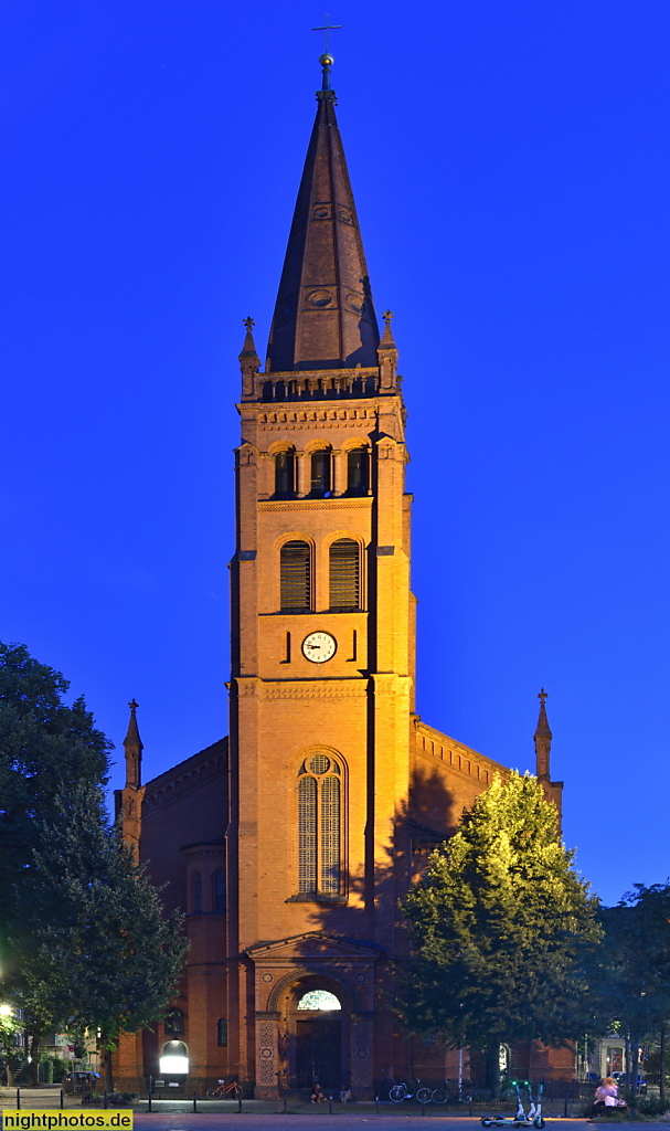 Berlin Schöneberg. Evangelische Zwölf-Apostel-Kirche. Erbaut 1871-1874 nach Plan von Friedrich August Stüler. Bauleitung Hermann Blankenstein und Julius Emmerich