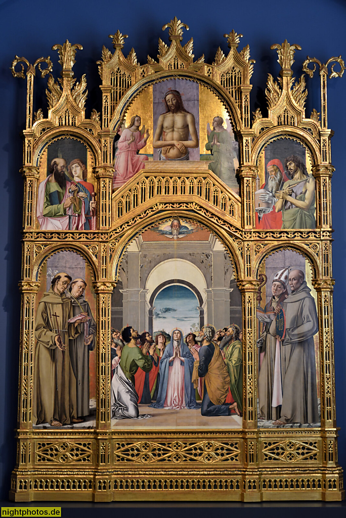 Berlin Mitte Bode-Museum erbaut 1898-1904 von Ernst von Ihne für Kaiser Wilhelm II. Pfingstretabel aus Pappelholz von Alvise Vivarini um 1478 Venedig