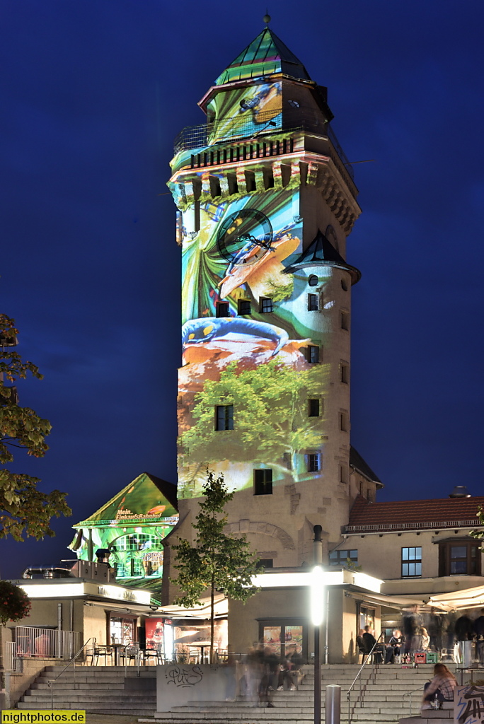 Berlin Frohnau Casinoturm und S-Bahnhof erbaut 1909-1910 als Kasino mit Aussichts-Wasserturm von Architektengemeinschaft Gustav Hart und Alfred Lesser. Ludolfingerplatz 1-3