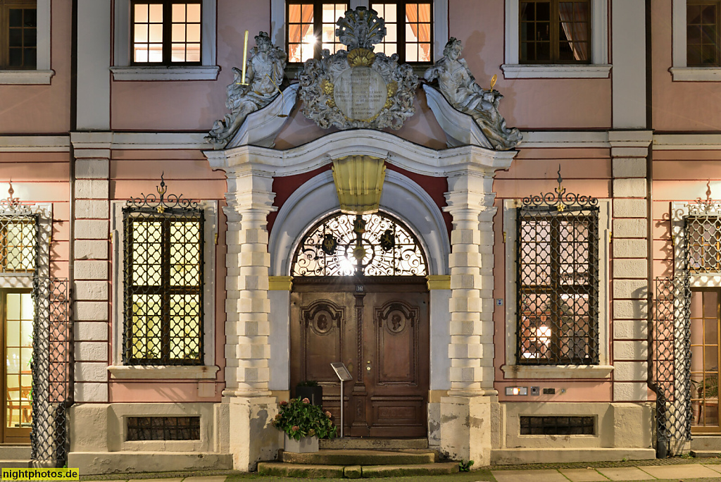 Görlitz. Hotel Boerse. Als 'Neues Kaufhaus' erbaut 1704-1714 in Barock. Portal erbaut 1714 von Caspar Gottlob von Rodewitz. Milichsche Bibliothek ab 1784. Gericht 1822-1865