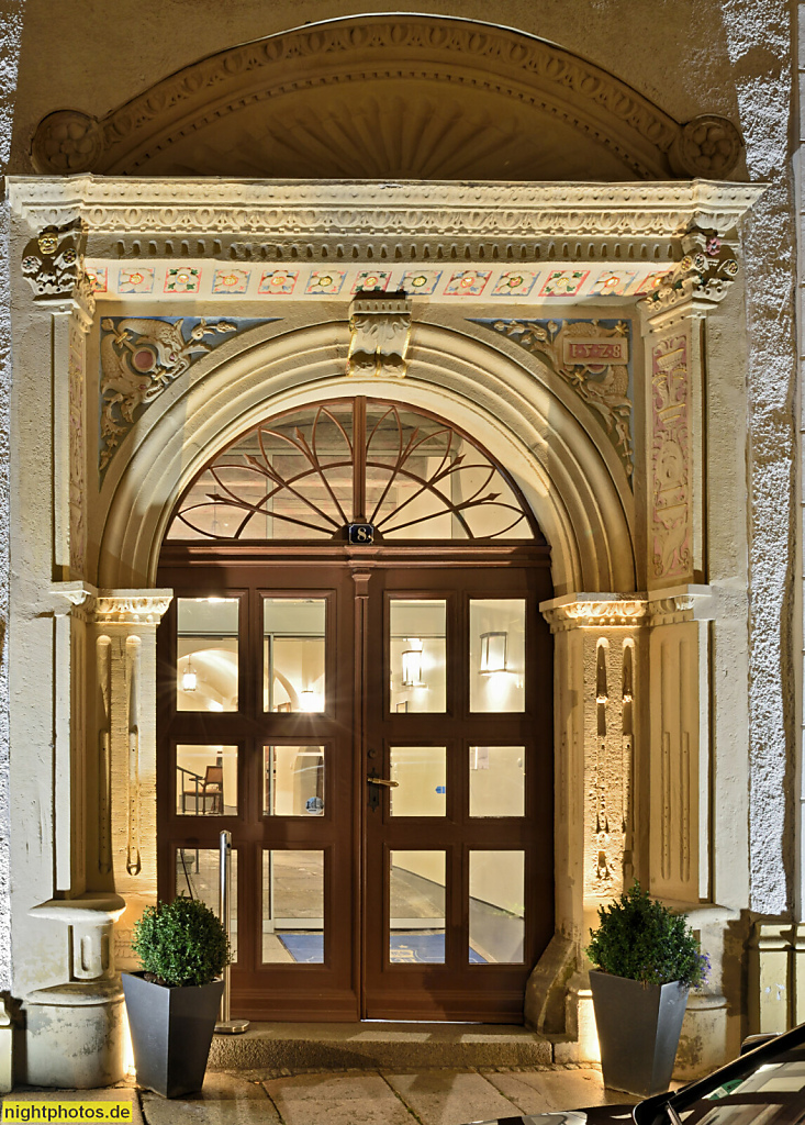 Görlitz. Hotel Tuchmacher. Als Wohnhaus erbaut 1528 für den Kaufmann und Bürgermeister F. Schneider. Peterstrasse 8