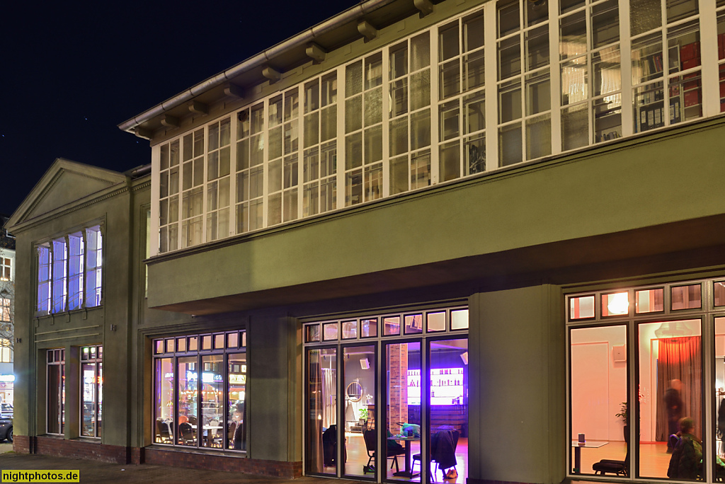 Berlin Friedenau. Atrium 44 Event Space mit Tanzschule. Erbaut 1912-1913 von Albert Paeseler als Werkstattgebäude der Goerzhöfe für die Optische Anstalt C. P. Goerz. Rheinstrasse 44