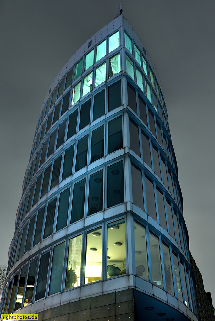 Berlin Mitte Moabit. Spreeforum. Gewerbeensemble erbaut 1996 von Kleihues und Kleihues Architekten für Hanseatica Immobilien. Alt-Moabit 59-61