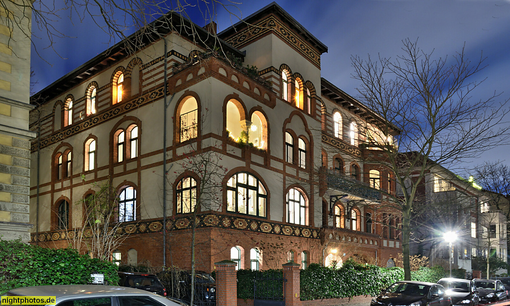 Berlin Steglitz. Mietshaus erbaut 1892 mit Vorgarteneinfriedung ab 1898. Wulffstrasse 14