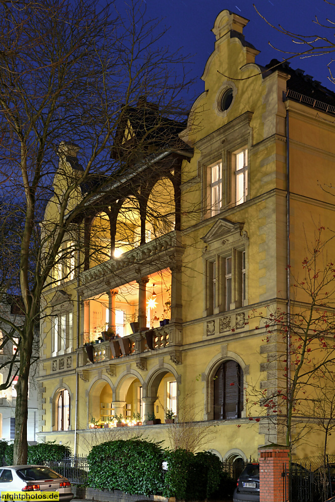 Berlin Steglitz. Mietshaus erbaut 1893-1894 von Georg Lübcke. Braillestrasse 3 Ecke Wulffstrasse 16