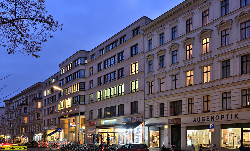 Berlin Kreuzberg Gesundheitszentrum Bergmannstrasse 5. Erbaut 2006-2008 von Nöfer Architekten. Baukünstlerische Leitung Georg Graetz