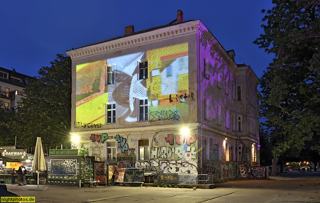 Berlin Friedrichshain. Beamtenwohnhaus des Reichsbahn-Ausbesserungswerkes auf RAW-Gelände. Erbaut um 1896. Revaler Strasse 99