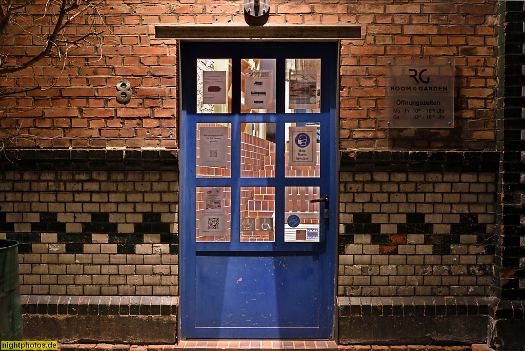 Berlin Kreuzberg. Einrichtungsgeschäft 'Room and Garden'. Ehemalige Denseritwerke Fabrik für Hochdruckdichtungen AG. Am Tempelhofer Berg 8