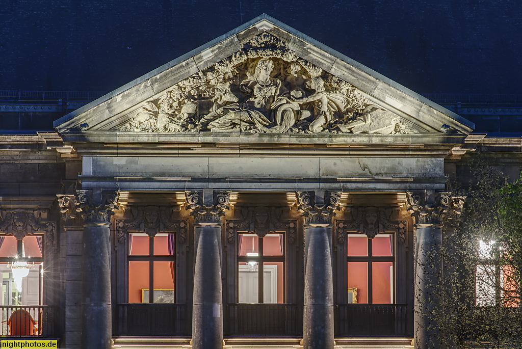 Berlin Regierungsviertel. Sitz der Deutschen Parlamentarischen Gesellschaft seit 1999 erbaut 1899-1904 von Paul Wallot im Stil der Neorenaissance. Restauriert 1997-1999 vom Architektenbüro Thomas van den Valentyn