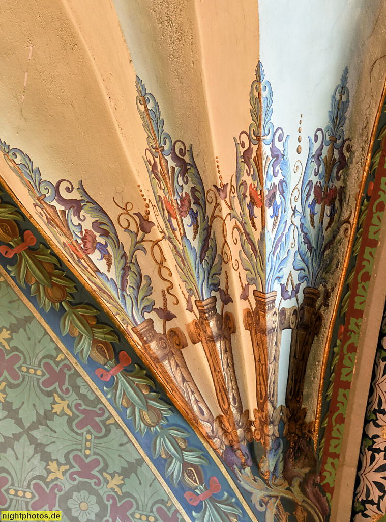 Meissen. Wappensaal mit Schlingrippengewoelbe. Erschaffen 1521-1524 von Werkmeister Jakob Heilmann fuer Herzog Georg den Baertigen. Albrechtsburg gegründet 929-931 von König Heinrich I. Erbaut 1471 durch Baumeister Arnold von Westfalen