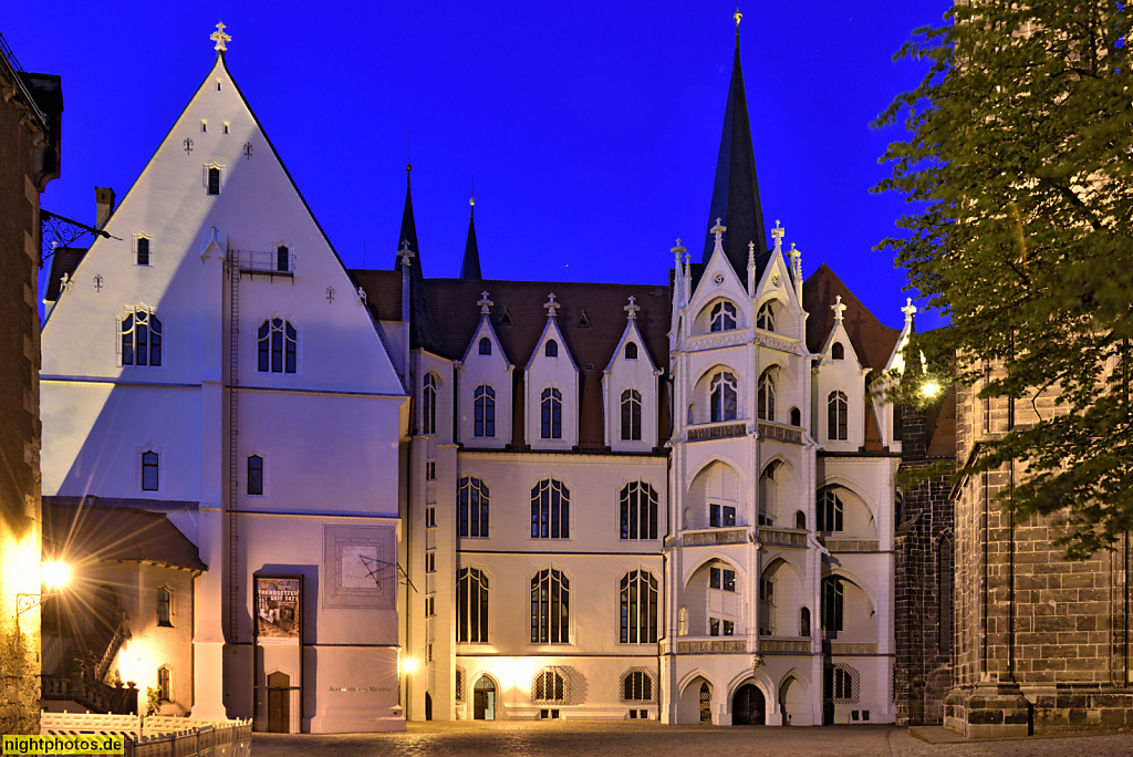 Meissen. Albrechtsburg gegründet 929-931 von König Heinrich I. Erbaut 1471-1524 durch Baumeister Arnold von Westfalen. Wiederaufbau 1676. Benannt nach Albrecht III. dem Beherzten. Domplatz 1