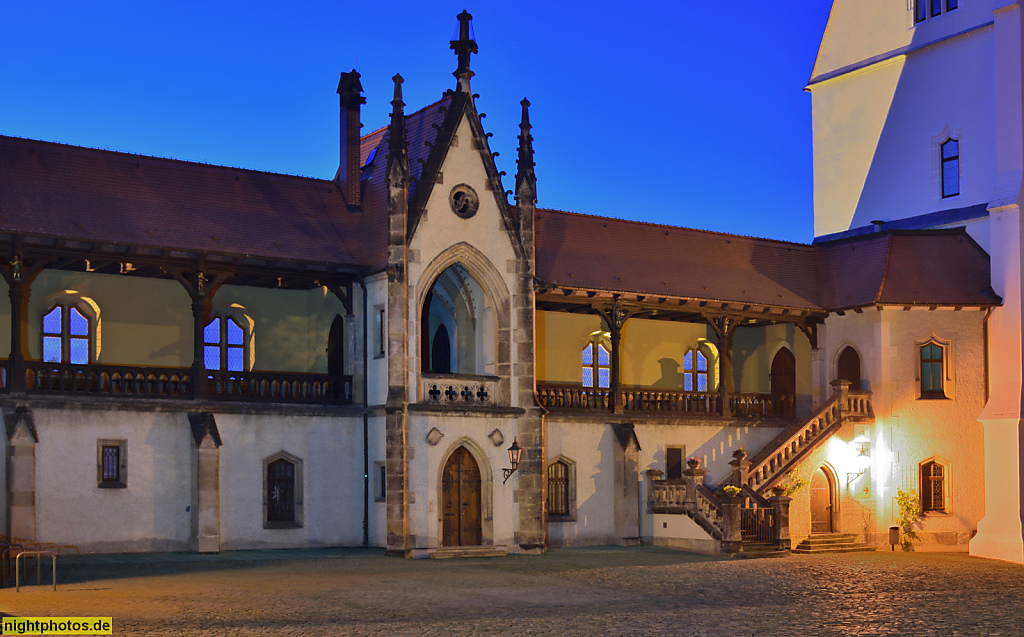 Meissen. Galeriebau zwischen Albrechtsburg und Kornhaus. Erbaut bei der Restaurierung 1864-1870 von Otto Wanckel und Karl Moritz Haenel. Domplatz 1