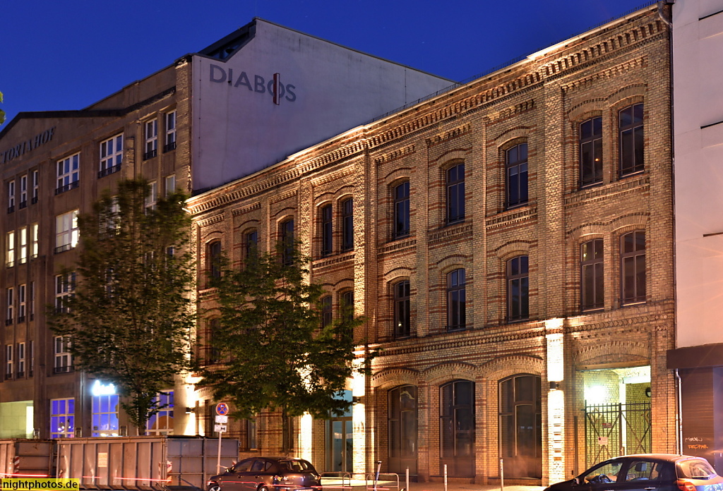Berlin Mitte. Gewerbebau. Erbaut 1866 durch die Stadtgemeinde Berlin als Feuerwache Luisenstadt. Köpenicker Strasse 125