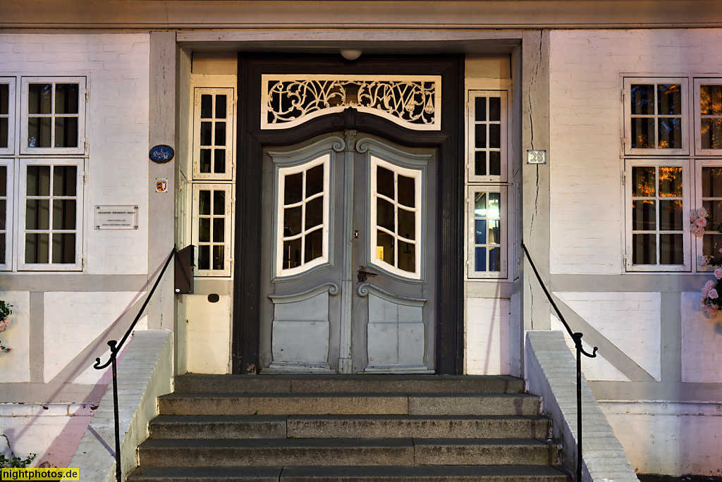 Burg auf Fehmarn. Senator-Thomsen-Haus. Ehemaliges Kapitänswohnhaus. Erbaut 1783 für Jürgen und Anna Wohler. Fachwerk mit Backsteinausfachung. Breite Strasse 28. Saniert 1989-1990