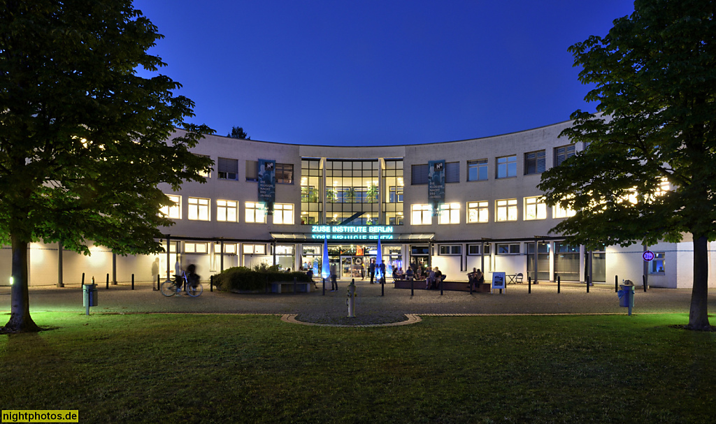 Berlin Dahlem. Zuse Institut Berlin ZIB auf FU-Campus Takustrasse Fachbereich Mathematik Informatik. Erbaut 1996. Hauptgebäude