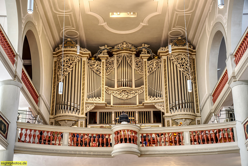 Eisenach. Georgenkirche. Evangelische Stadtpfarrkirche erbaut ab 1515 als gotische Hallenkirche. Orgelprospekt erschaffen 1719 von Georg Christop Sterzing. Orgel erneuert 1982 von Alexander Schuke Orgelbau