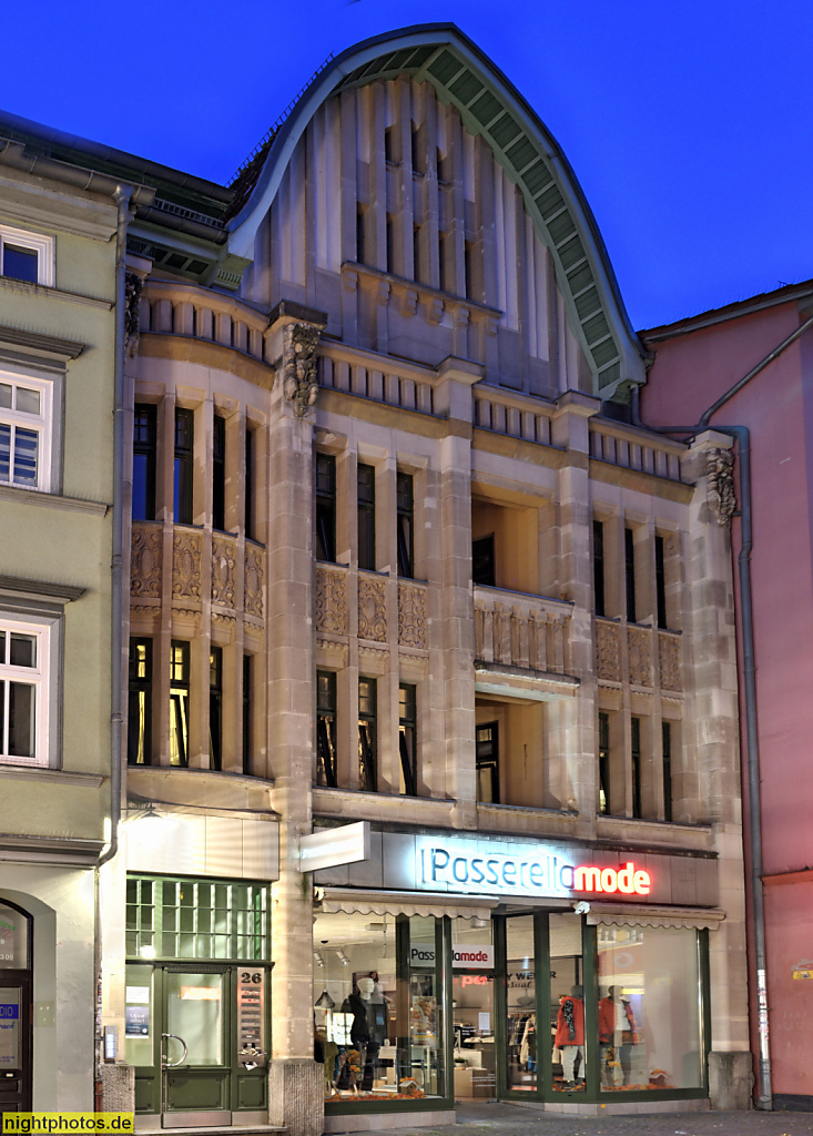 Eisenach. Passerelle Mode. Erbaut im Jugendstil. Karlstrasse 26