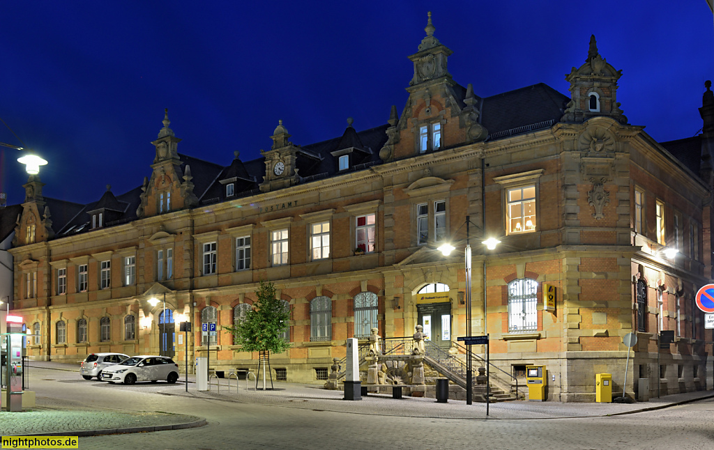 Eisenach. Hauptpostamt erbaut laut Fassadeninschrift 1885 im Renaissancestil mit Eckquaderung. Markt 16