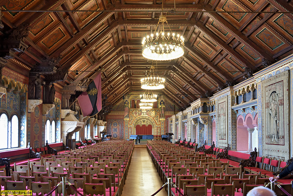 Eisenach. Wartburg. Erbaut 1067 v Ludwig dem Springer. Wiederaufbau 1853-1859 durch Hugo von Ritgen für Großherzog Carl Alexander von Sachsen-Weimar-Eisenach. Festsaal mit Historisierender Ausstattung