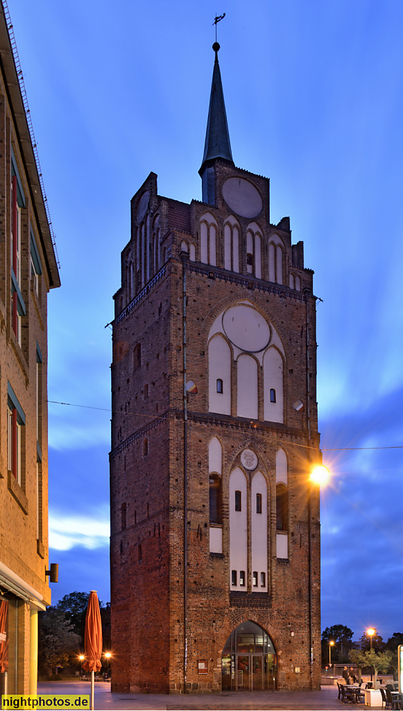 Rostock. Kröpeliner Tor. Erbaut 1270 im gotischen Stil als Teil der Rostocker Stadtbefestigung. Restauriert 1905