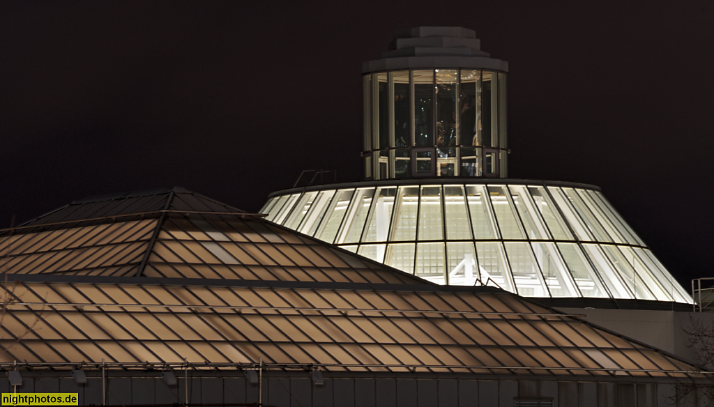 Berlin Tiergarten. Gemäldegalerie mit Lichtkuppel. Gegründet 1830. Erbaut 1992-1998 von Hilmer und Sattler und Albrecht. Matthäikirchplatz