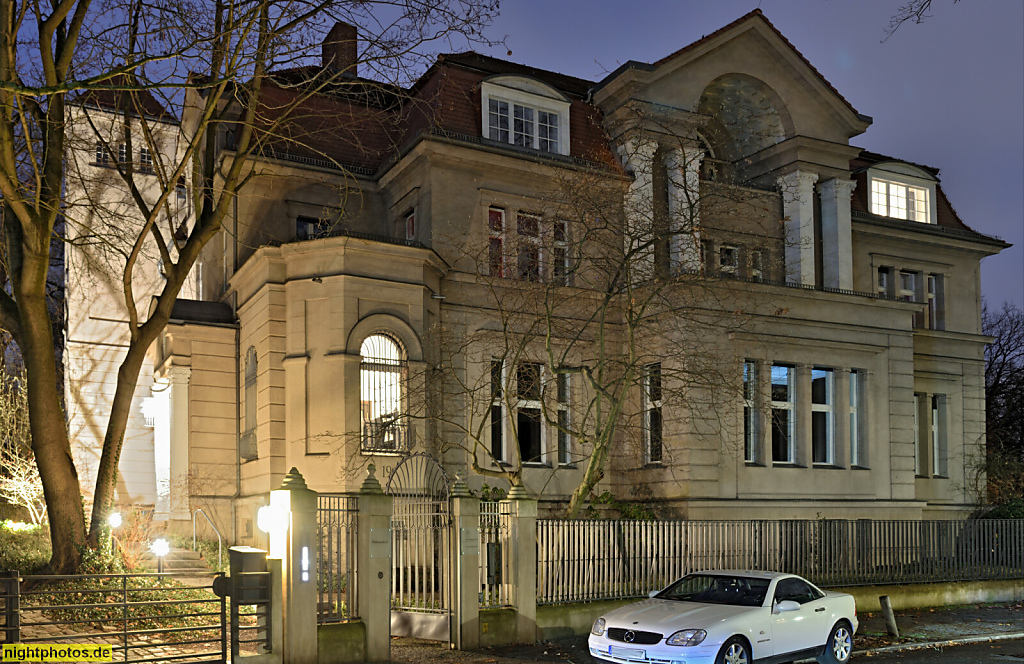 Berlin Grunewald. Villa Linde. Hauptgebäude des Wissenschaftskolleg zu Berlin. Erbaut 1910-1911 von Ludwig Otte für Oberstaatsanwalt Franz Linde. Wallotstrasse 19