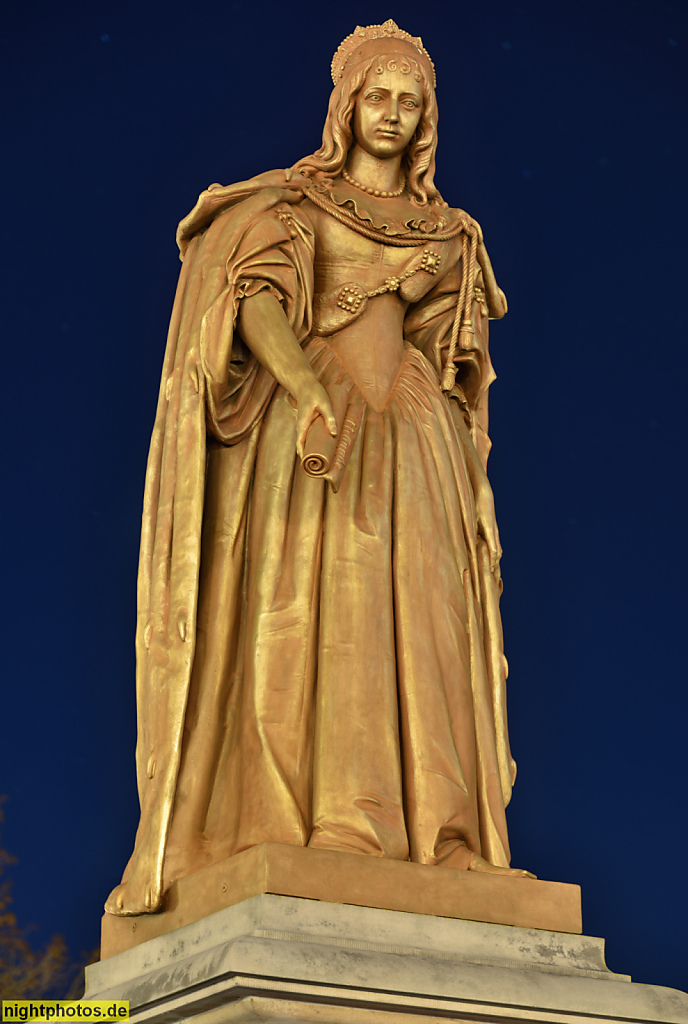 Oranienburg Schlossplatz. Denkmal für Luise Henriette von Oranien erschaffen 1858 vom Bildhauer Friedrich Wilhelm Wolff