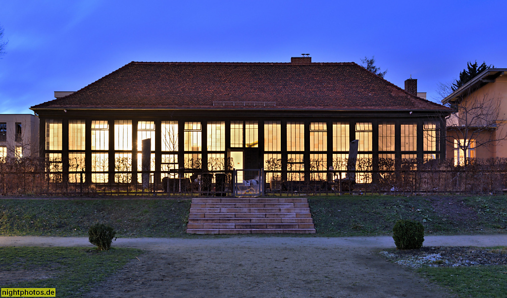 Berlin Niederschönhausen. Orangerie Schönhausen erbaut 1775-1777. Bauherr Königin Elisabeth Christine. Saniert 2016 von Giorgio Gullotta. Am Orangeriepark 2