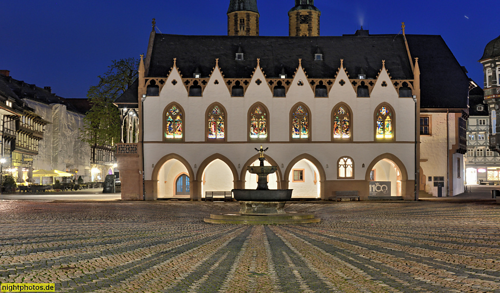 Goslar. Rathaus erbaut im 13. Jahrhundert. Gotisch. Saniert 2016-2022 von Krekeler Architekten. Arkaden auf Marktseite