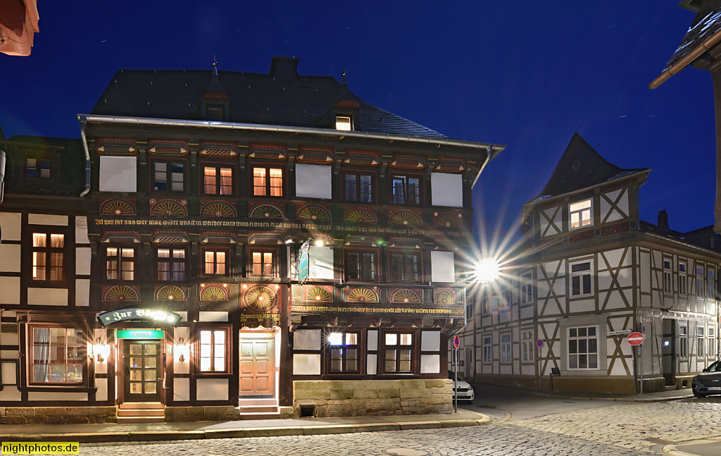 Goslar. Haus Karsten. Laut Inschrift erbaut 1573 von Magnus Karsten. Heute Hotel Zur Börse. Renaissance Fachwerk. Sonnenrosenornamente. Bergstrasse 53