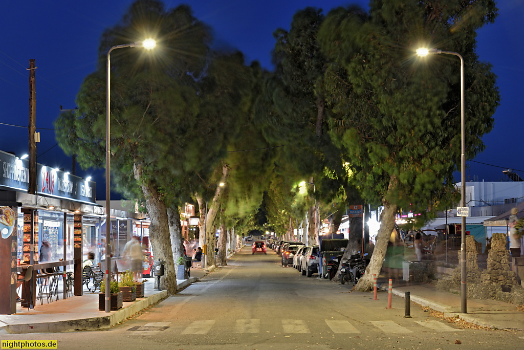 2023-06-09 19-20 Rhodos Kolymbia Eucalyptus Street. City Strassenszene