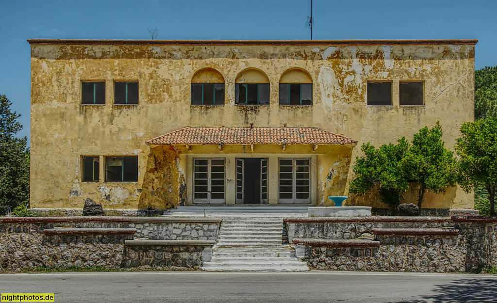 Griechenland Rhodos Agia Eleousa. Erbaut 1935 als Campochiaro unter italienischer Besatzung. Governeur 1935 Mario Lago. Ab 1936 Cesare Maria de Vecchi. TBC-Lungenklinik und Sanatorium 'Queen Frederica' ärztliche Leitung Emmanuel G. Kostaridis bis 1970