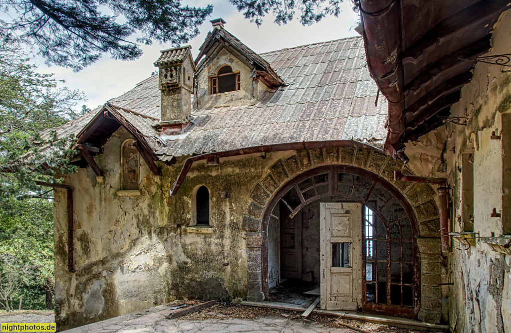 Griechenland Rhodos Profitis Ilias. Salakou. Villa de Vecchi erbaut 1935 als Sommerresidenz des italienischen Governeurs Cesare Maria de Vecchi