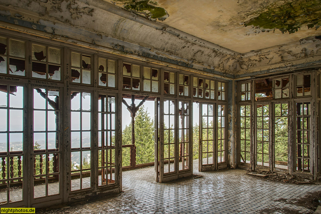 Griechenland Rhodos Profitis Ilias. Salakou. Villa de Vecchi erbaut 1935 als Sommerresidenz des italienischen Governeurs Cesare Maria de Vecchi