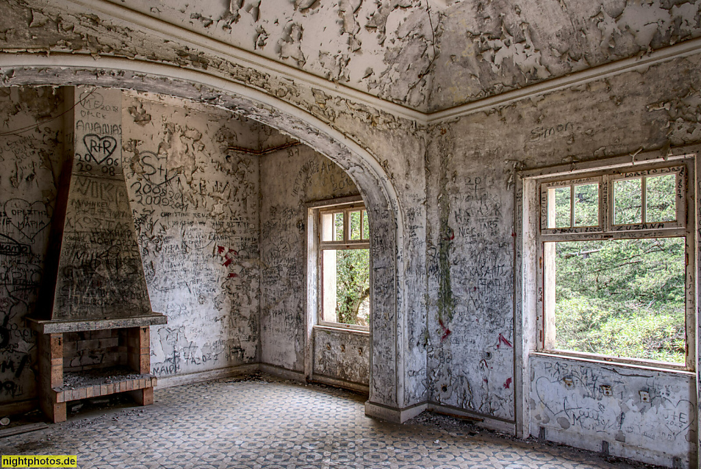 Griechenland Rhodos Profitis Ilias. Salakou. Villa de Vecchi erbaut 1935 als Sommerresidenz des italienischen Governeurs Cesare Maria de Vecchi